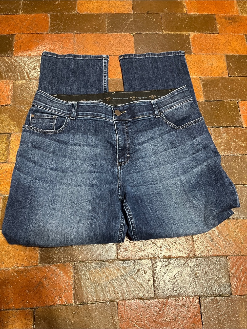 Lee riders size 18W/ 30” inseam soft and flexible 2252